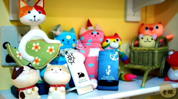 這裡有貓 caf'e：【食記】台中。《這裡有貓 caf'e》超可愛貓拉花！