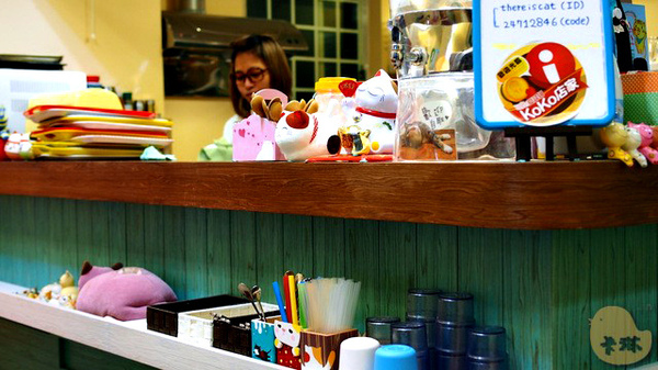 這裡有貓 caf'e：【食記】台中。《這裡有貓 caf'e》超可愛貓拉花！