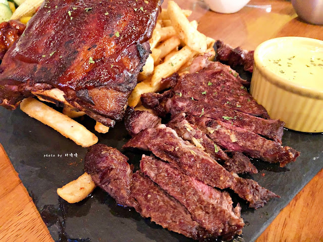 【台北 內湖】Mastro Cafe🔱內湖科學園區附近的美式餐酒館，空間寬敞舒適，肉品滋味啵兒棒，鮮奶油融雪蛋糕也口味也很棒，燈光美、氣氛佳的用餐好場所😉