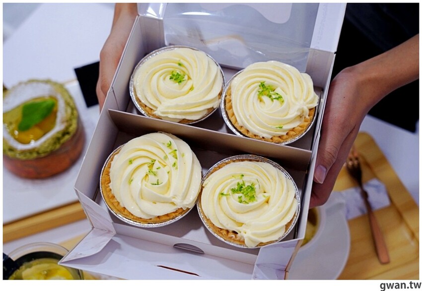 台中2D漫畫餐廳又一間！不限時、不收服務費，還有好吃下午茶～