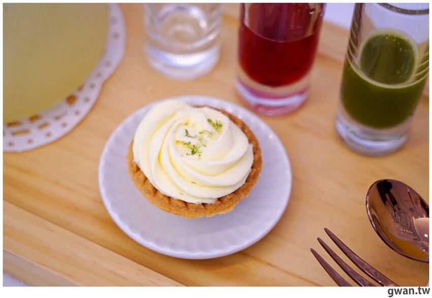 台中2D漫畫餐廳又一間！不限時、不收服務費，還有好吃下午茶～