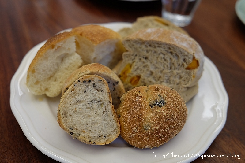 台中西區。森製菓 the Table