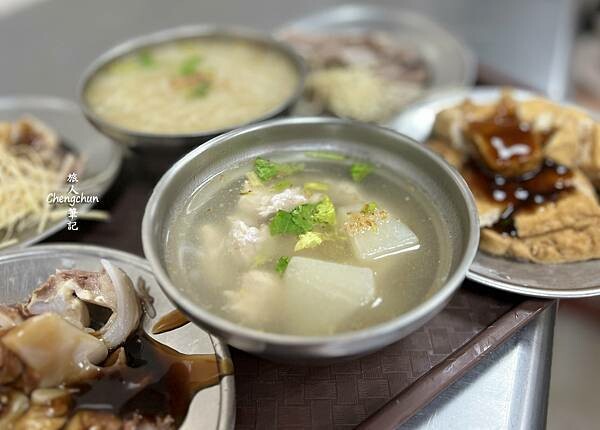 台北老味道【大龍峒肉羹・米粉湯】沒有勾芡爽口肉羹湯