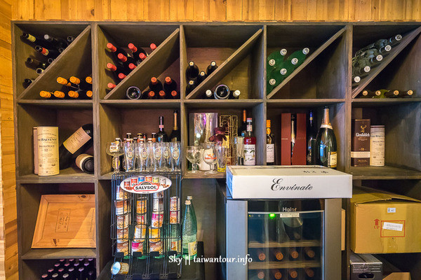 PS TAPAS 西班牙海鮮餐酒館(光復店)：東區隱藏版【西班牙煙燻小酒館PS TAPAS SMOKE HOUSE】