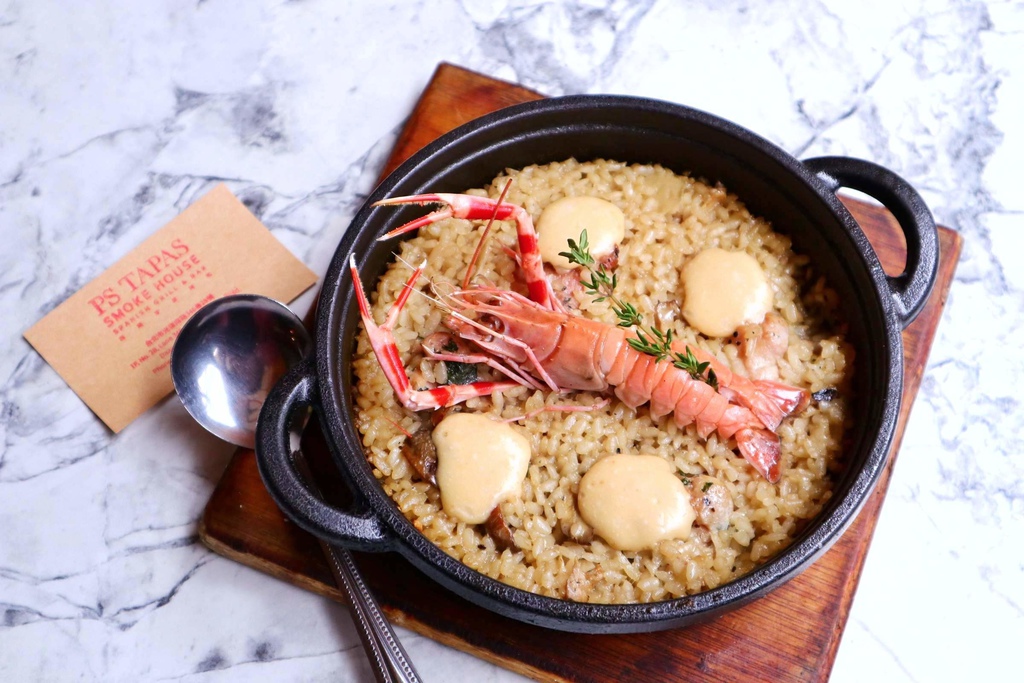 PS TAPAS 西班牙餐酒館