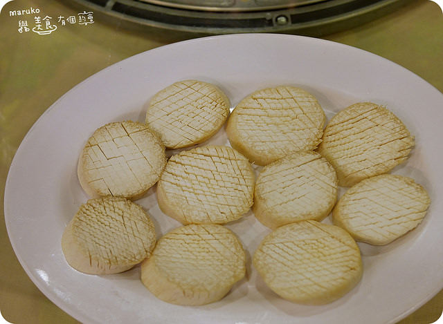 【暖呼呼火鍋】東北軒來自東北特色家鄉菜與酸菜白肉鍋享受大口吃肉的一餐。台北中山區