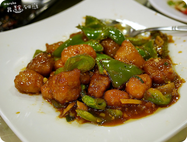 【暖呼呼火鍋】東北軒來自東北特色家鄉菜與酸菜白肉鍋享受大口吃肉的一餐。台北中山區