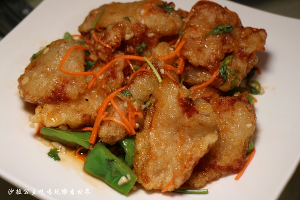 東北軒酸菜白肉鍋：中山區正宗哈爾濱東北菜『東北軒酸菜白肉鍋』圍爐/火鍋/殺豬菜/捷運松江南京站