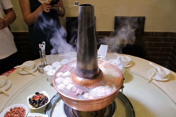 東北軒酸菜白肉鍋:【台北市食記】東北軒酸菜白肉鍋~正宗哈爾濱東北特色菜真材實料,家庭聚會,三五好友一起圍爐去