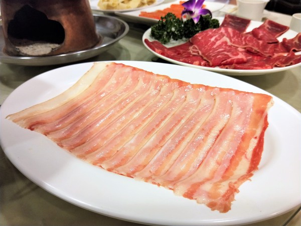 東北軒酸菜白肉鍋:【台北市食記】東北軒酸菜白肉鍋~正宗哈爾濱東北特色菜真材實料,家庭聚會,三五好友一起圍爐去