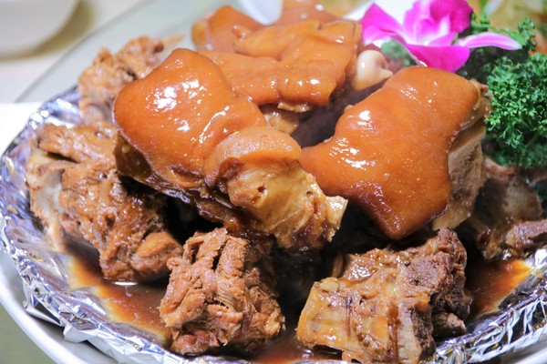 東北軒酸菜白肉鍋:【台北市食記】東北軒酸菜白肉鍋~正宗哈爾濱東北特色菜真材實料,家庭聚會,三五好友一起圍爐去