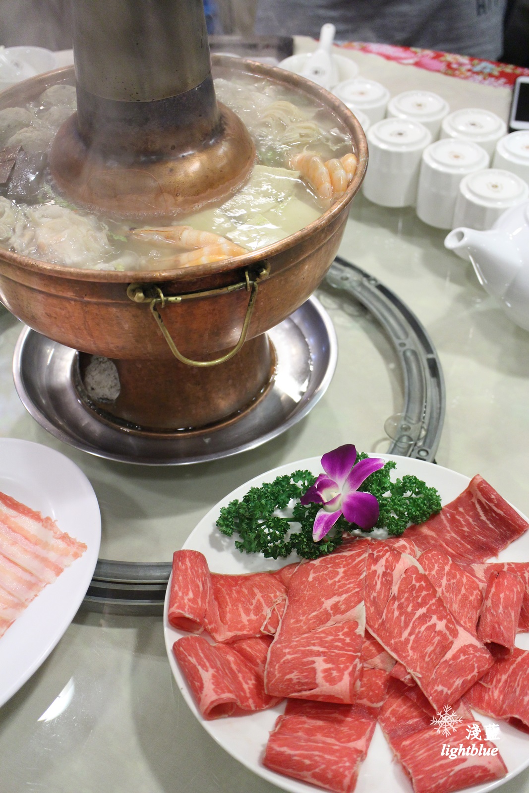 [ 松江南京站．長春路美食 ] 淺藍 × 東北軒酸菜白肉鍋～純正哈爾濱東北菜