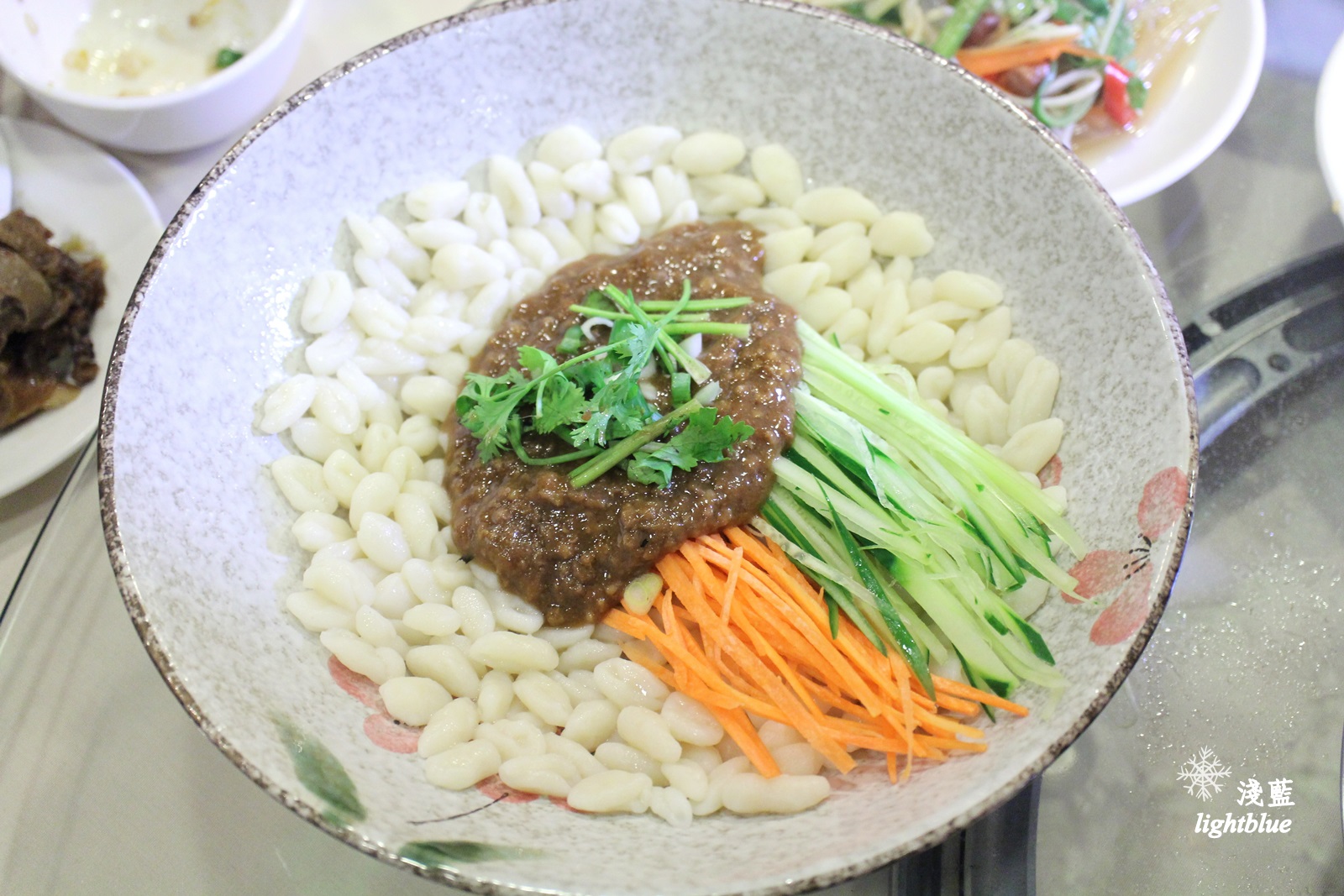 [ 松江南京站．長春路美食 ] 淺藍 × 東北軒酸菜白肉鍋～純正哈爾濱東北菜