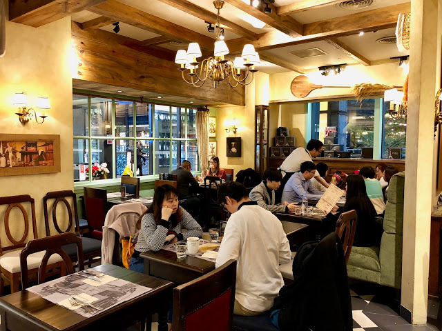 【食記】台北信義區 PAUL 法式麵包餐廳, 甜點不錯鹹食普普