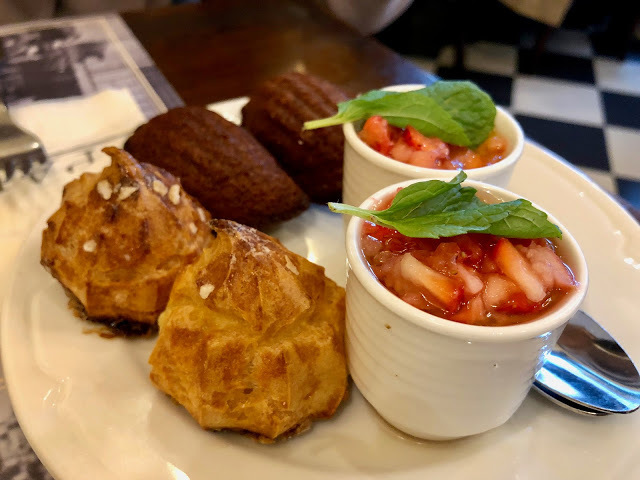 【食記】台北信義區 PAUL 法式麵包餐廳, 甜點不錯鹹食普普