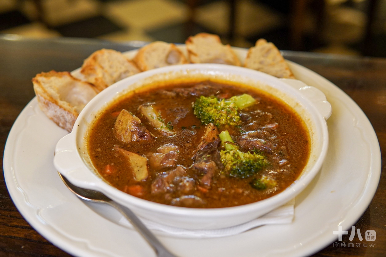 【信義區美食】PAUL信義A9店|多款法國直送甜點、精緻法式料理饗宴,來趟法式美食之旅吧! - 十八Team|生活日誌