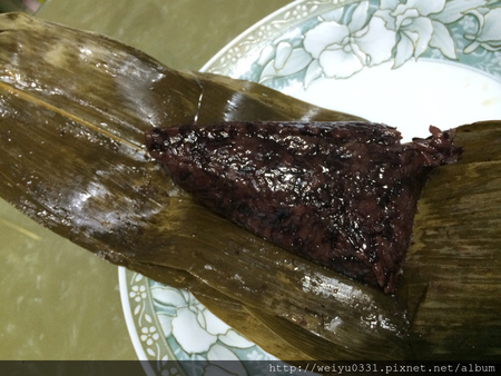 六月吃粽子滿心歡!家藝傳世、飄香百年-《凱薩飯店肉粽端午禮盒》