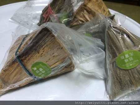 六月吃粽子滿心歡!家藝傳世、飄香百年-《凱薩飯店肉粽端午禮盒》