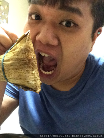 六月吃粽子滿心歡!家藝傳世、飄香百年-《凱薩飯店肉粽端午禮盒》