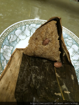 六月吃粽子滿心歡!家藝傳世、飄香百年-《凱薩飯店肉粽端午禮盒》