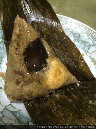 六月吃粽子滿心歡!家藝傳世、飄香百年-《凱薩飯店肉粽端午禮盒》