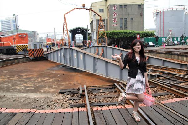 彰化扇形車站:【彰化市景點】扇形車庫~彰化僅存全台唯一,360度超大轉向盤的調度,火車迷必追景點