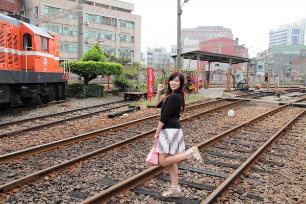 彰化扇形車站:【彰化市景點】扇形車庫~彰化僅存全台唯一,360度超大轉向盤的調度,火車迷必追景點