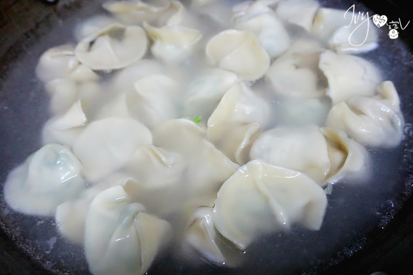 f30269440.jpg f30269440.jpg