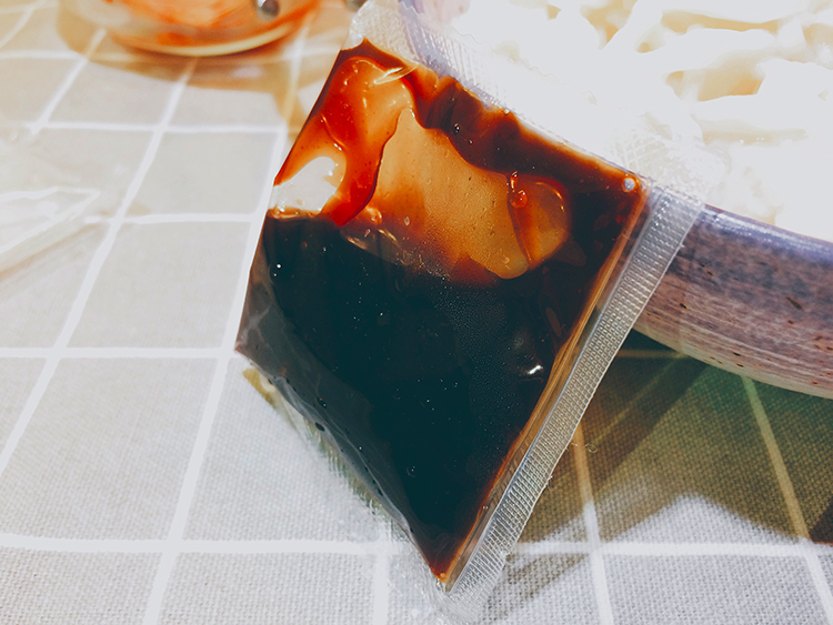 喬園手工大水餃,我不是他媽媽,台酒麻油雞麵,滿漢大餐,KiKi食品雜貨蔥油拌麵,手工日曬麵,曾拌麵香蔥椒麻口味,小廚師泰式綠咖哩雞麵