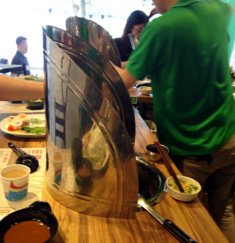 [西門町] 旺角石頭火鍋中華店