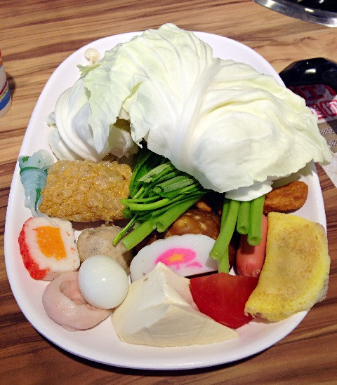 [西門町] 旺角石頭火鍋中華店