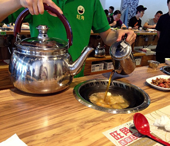 [西門町] 旺角石頭火鍋中華店