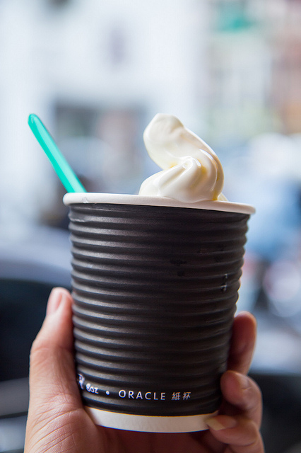 ╠台北後站美食╣大推義大利特濃冰淇淋 加鹽的冰喔!蜂巢旅店-Bee cafe