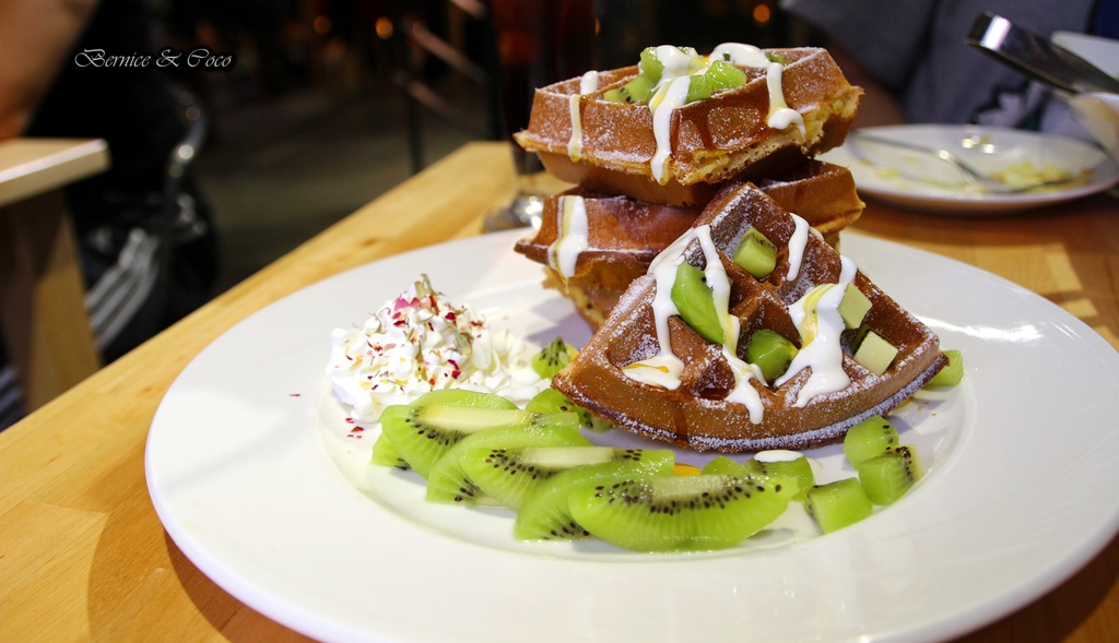 IMG_1996.JPG IMG_1996.JPG