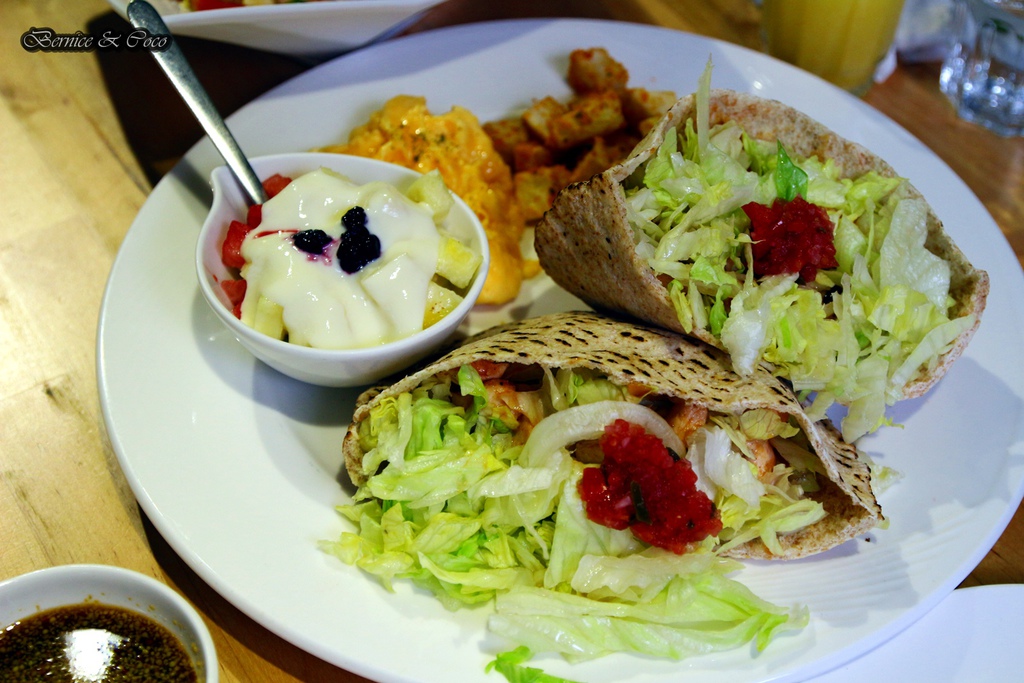 IMG_1970.JPG IMG_1970.JPG