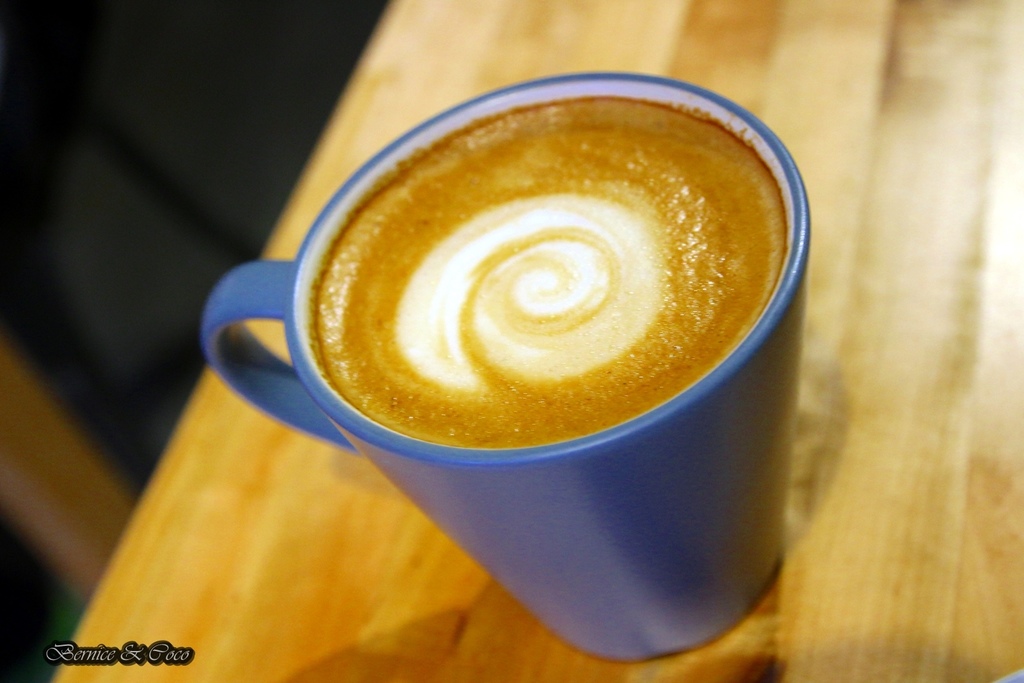 IMG_2012.JPG IMG_2012.JPG