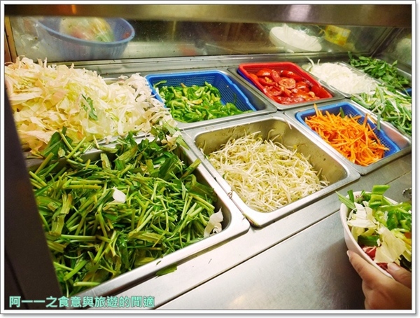 唐宮蒙古烤肉涮羊肉餐廳(松江店)：台北中山 唐宮蒙古烤肉吃到飽～去老店大口吃肉