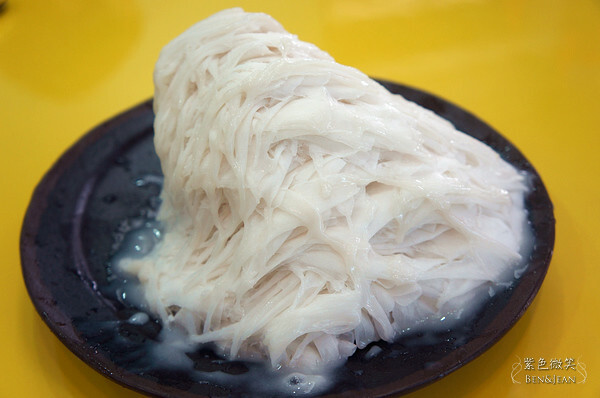 宜蘭縣冬山鄉冬山小風箏雪花冰》新式雙色雪花冰.絕版搭配消暑又好吃