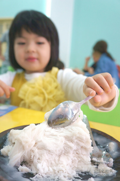 宜蘭縣冬山鄉冬山小風箏雪花冰》新式雙色雪花冰.絕版搭配消暑又好吃