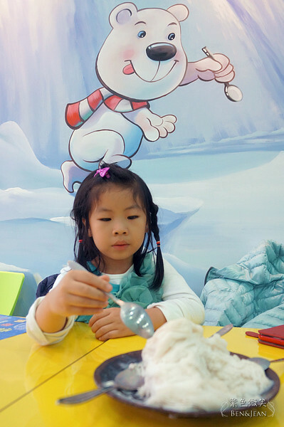 宜蘭縣冬山鄉冬山小風箏雪花冰》新式雙色雪花冰.絕版搭配消暑又好吃