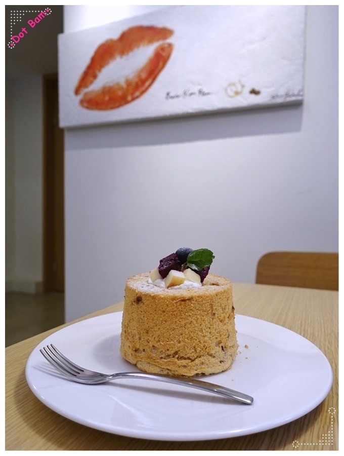 【KNUTSEN PETITE CAFÉ 肯努森咖啡館 ⋈ 台北大安區,捷運信義安和】精品咖啡搭配清爽玫瑰戚風的午後時光/不限時咖啡廳 17.JPG