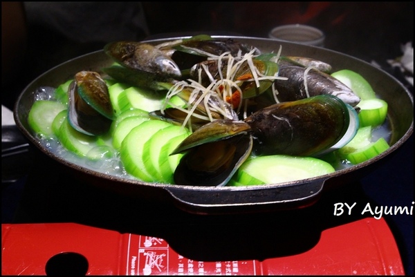 一番座手創日式料理：[食記]汐止一番座手創日式料理之「愛的饗宴」合菜-再忙也要好好陪家人吃頓飯、平價好吃ＣＰ值超高