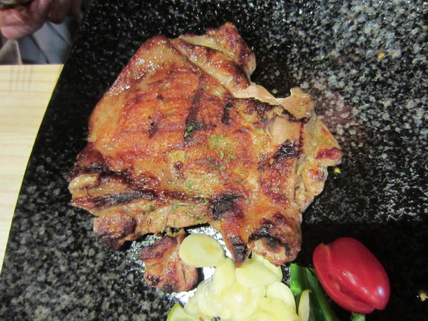 怪獸牛排屋:【橘子雞排】中山捷運站-美式風格之怪獸牛排屋~ 怪獸牛排屋:【橘子雞排】中山捷運站-美式風格之怪獸牛排屋~