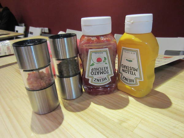 怪獸牛排屋:【橘子雞排】中山捷運站-美式風格之怪獸牛排屋~ 怪獸牛排屋:【橘子雞排】中山捷運站-美式風格之怪獸牛排屋~