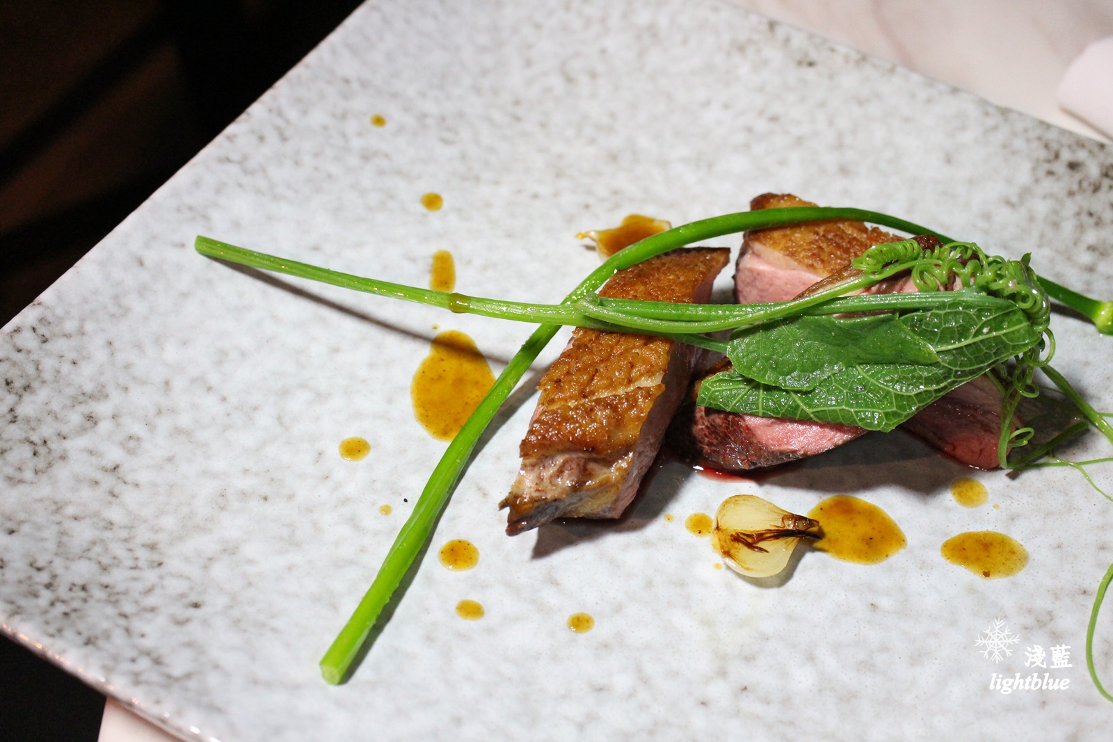 台中美食：淺藍 × Beluga法式餐酒館～慶祝重要日子、活動包場與求婚來這裡就對了！晚餐新菜色處處令人驚喜