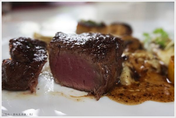 Beluga-58-鵝肝獵人牛排.JPG Beluga-58-鵝肝獵人牛排.JPG
