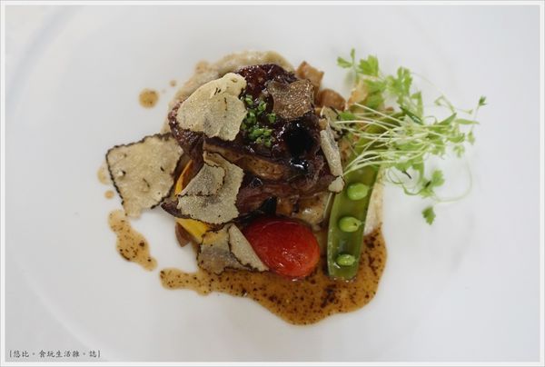 Beluga-55-鵝肝獵人牛排.JPG Beluga-55-鵝肝獵人牛排.JPG