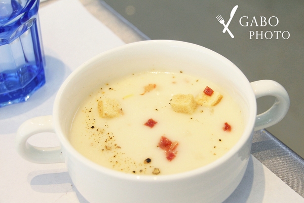 飛饗創意西式料理:【台南】CP值高!情人節聚餐推薦餐廳!新團隊接手『飛饗創意西式料理』更加美味啦!