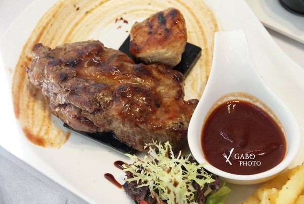 飛饗創意西式料理:【台南】CP值高!情人節聚餐推薦餐廳!新團隊接手『飛饗創意西式料理』更加美味啦!