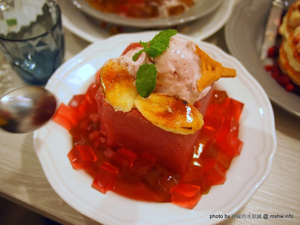 冰果甜心 Bingirl：【食記】台中Fidele Brunch/Crêperie&Bingirl 妃黛法式輕食&冰果甜心@西區 : 甜點新品牌,冰磚心體驗